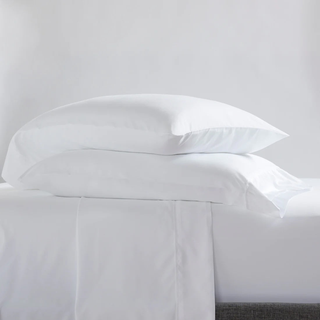 Serta 舒達 Classic Bundle 枕頭、保護套、床單套裝 (平行進口)